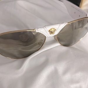 Versace 2150Q Sunglasses